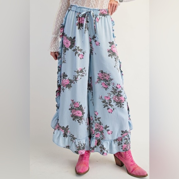 easel Pants - Easel Light Blue Floral Tencel Cropped Pants with Ruffle Hem